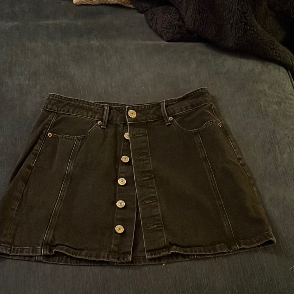 American Eagle Outfitters Black A-Line Mini Skirt Casual